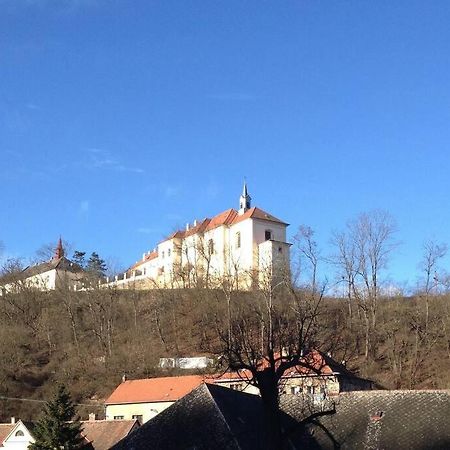 Apt. Overlooking The Castle Nizbor20Km From Prague Екстер'єр фото